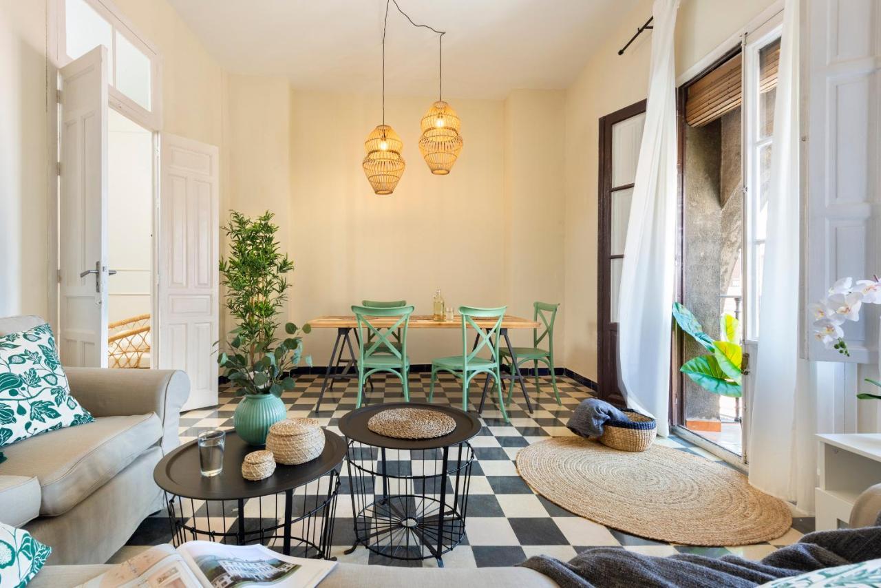 Hsh Suites Campana Seville Exterior photo