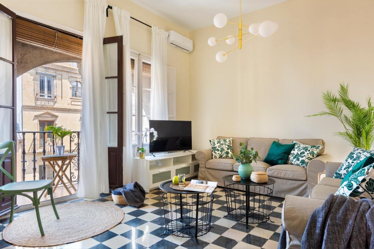 Hsh Suites Campana Seville Exterior photo