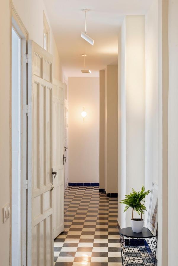 Hsh Suites Campana Seville Exterior photo